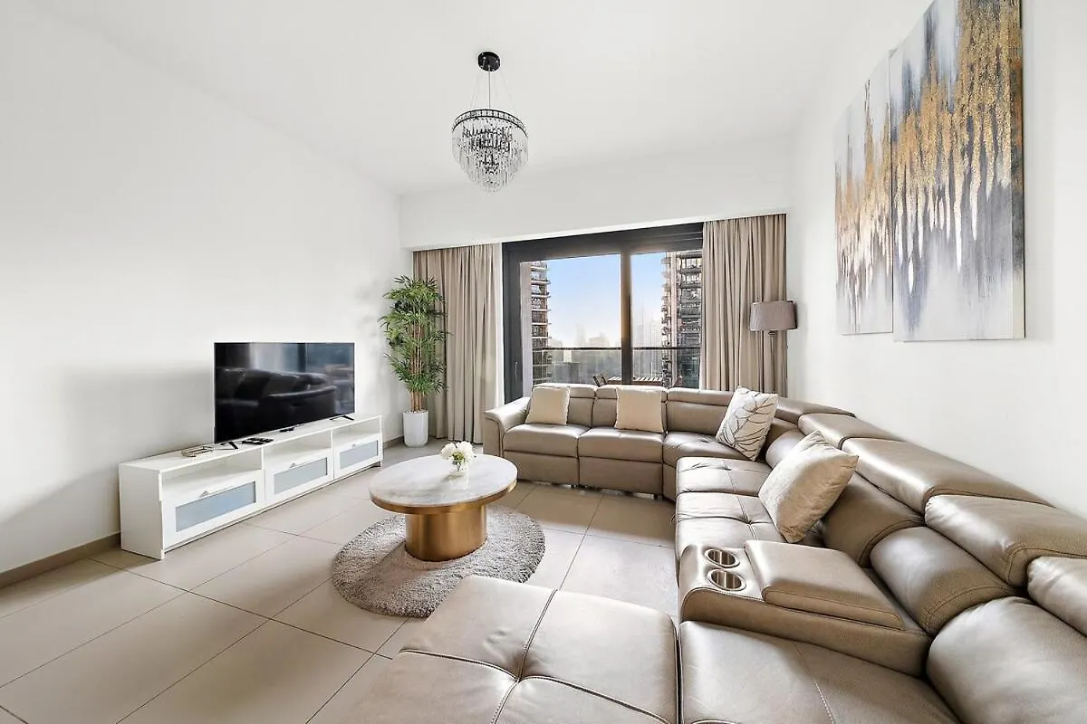 First Class 2Br Mesmerizing Views Dubai
